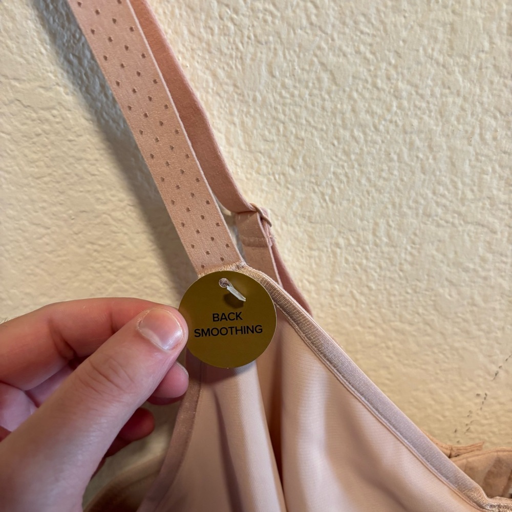 NWT Wacoal Back Appeal Nude Rose Dust Minimizer Bra 38D - Picture 3 of 6